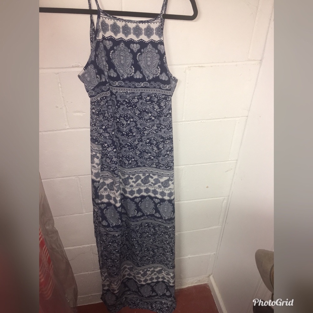 LuLus maxi dress open back